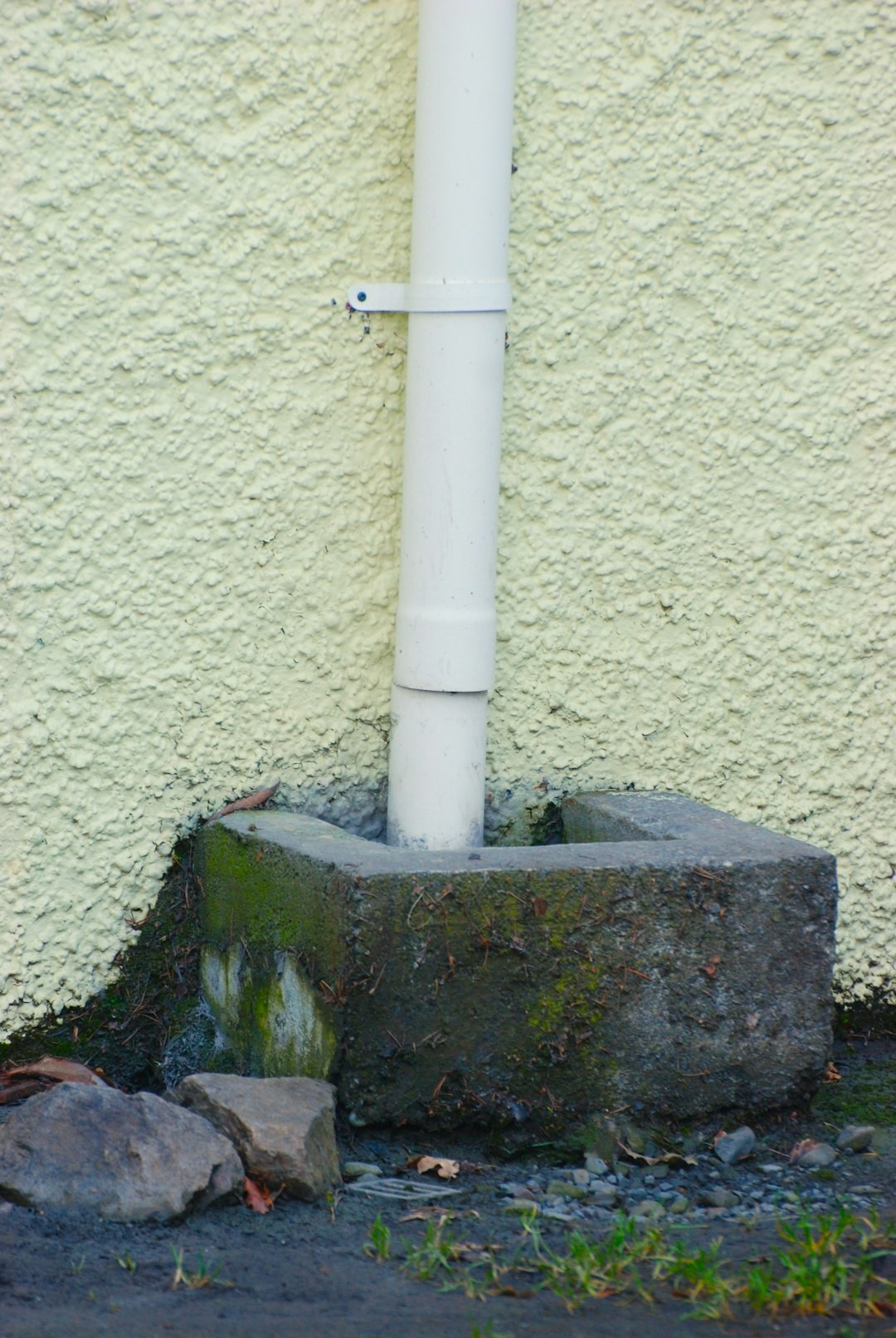 If you use my photos please consider "buying me a coffee!" as a thankyou :p https://www.buymeacoffee.com/KerinGedge Queen Mary Hospital, Hanmer Springs, South Island. A downpipe going into an old drain